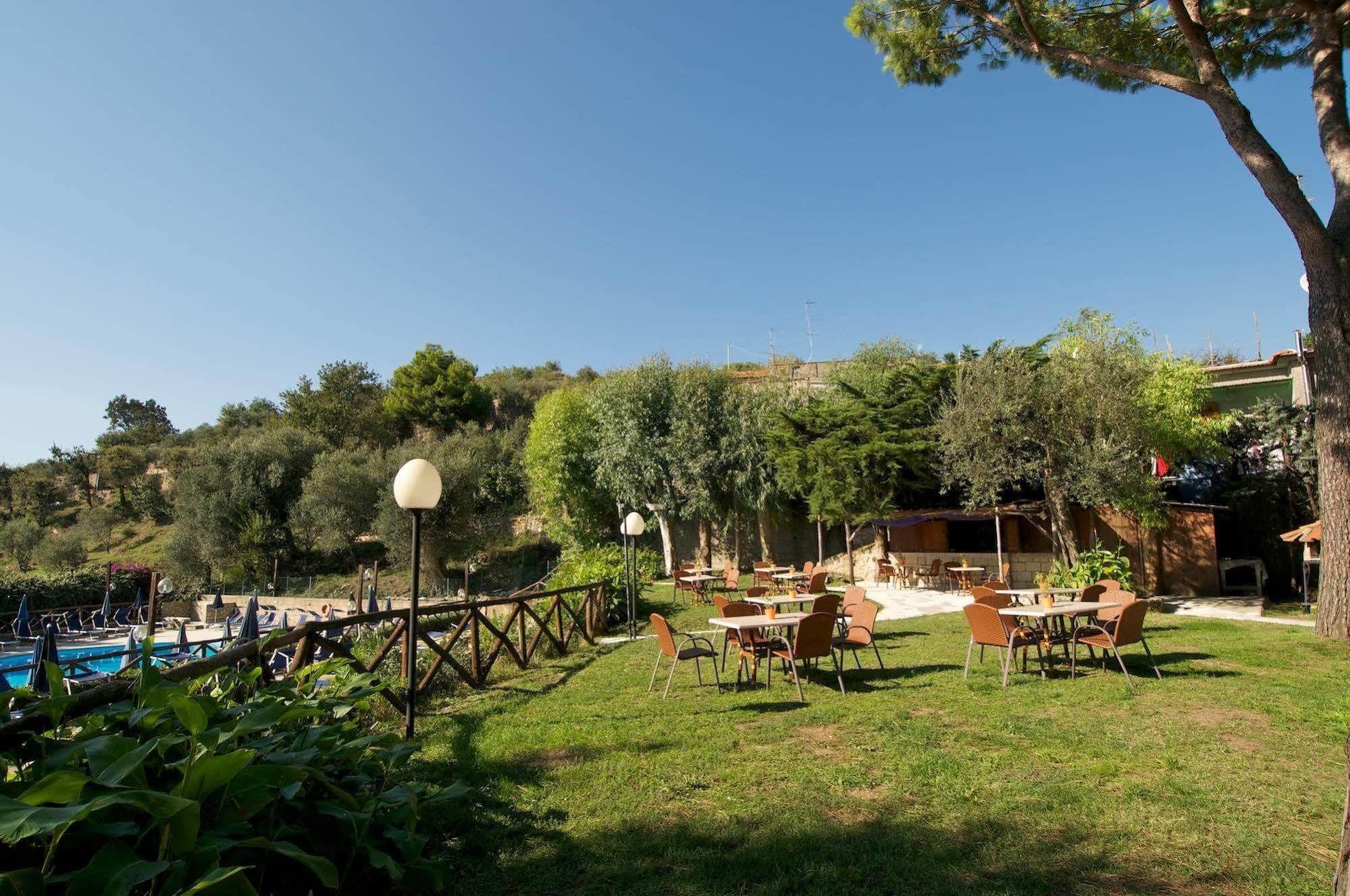 Freedom Holiday Residence Massa Lubrense Exterior foto