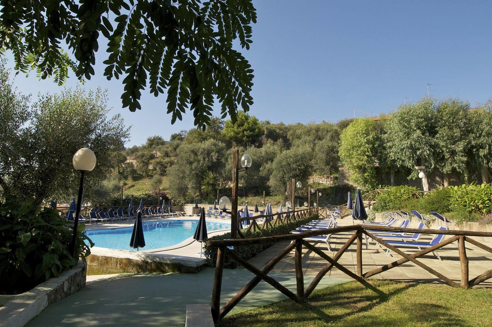 Freedom Holiday Residence Massa Lubrense Exterior foto