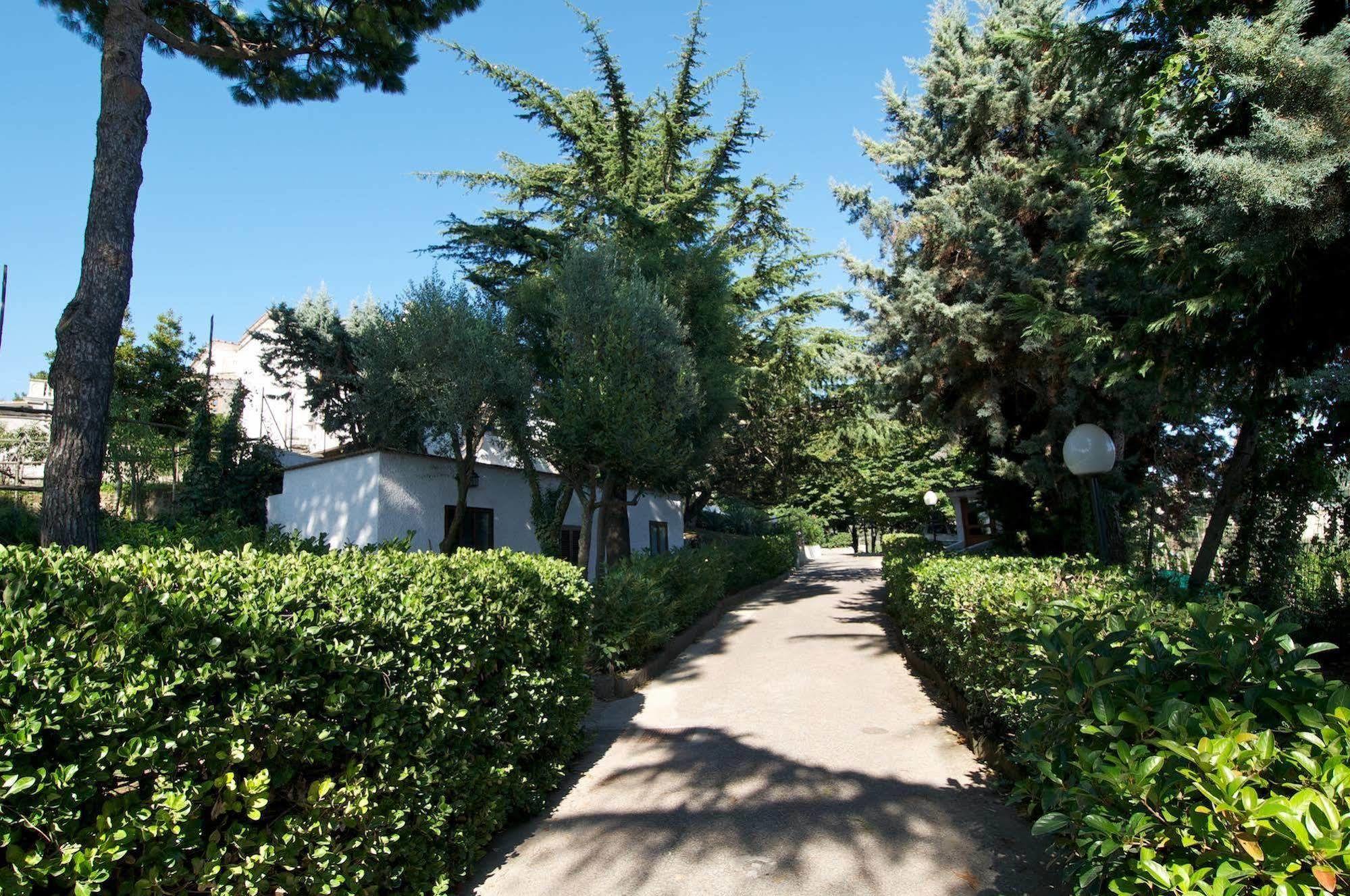 Freedom Holiday Residence Massa Lubrense Exterior foto